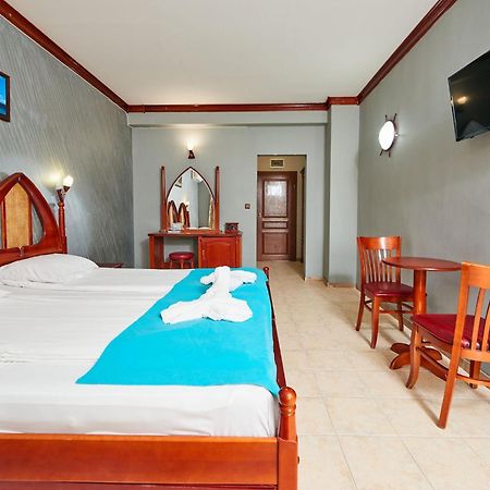 Hotel Manz 2 Pomorie Eksteriør billede